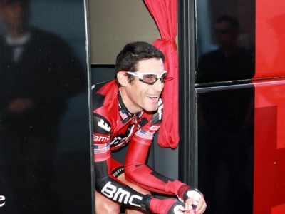 's George Hincapie enjoying a lighthearted moment on the steps of the team bus before departing for the start of Scheldeprijs.jpg