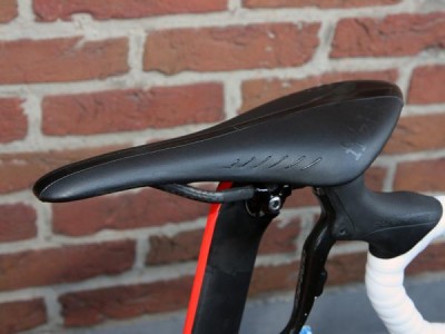 'zi_k Arione CX saddle with braided carbon fiber rails..jpg
