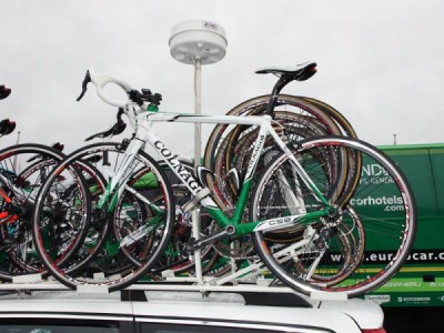 's new Colnago C59 lugged carbon fiber bikes look great in white and green..jpg